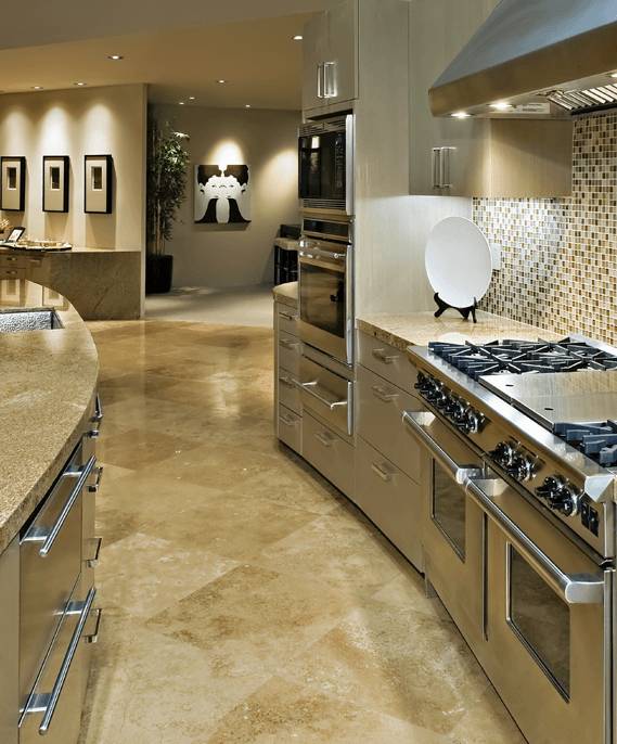 Fancy kitchen with porcelain tiles